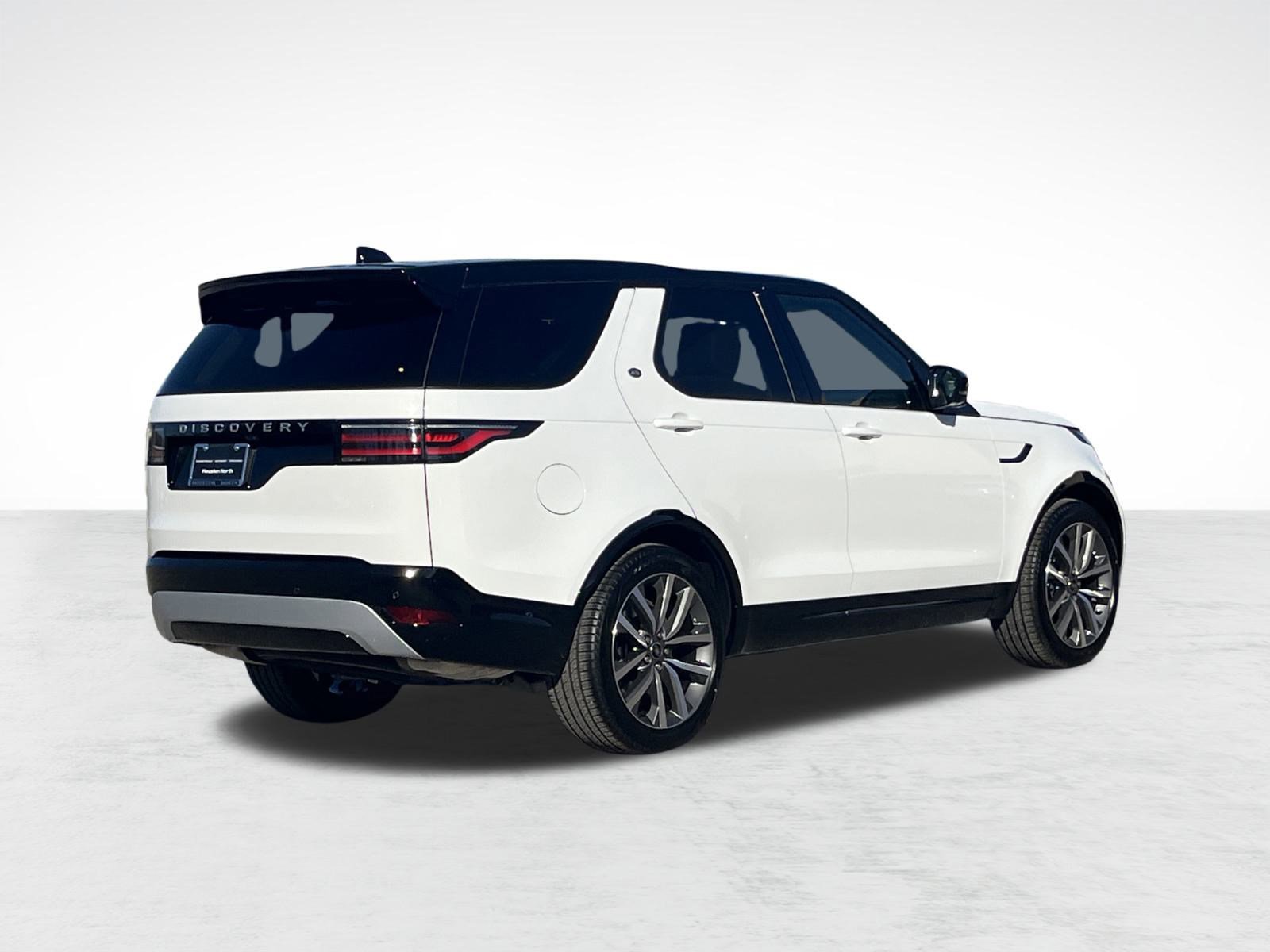 2025 Land Rover Discovery Metropolitan Edition photo 4