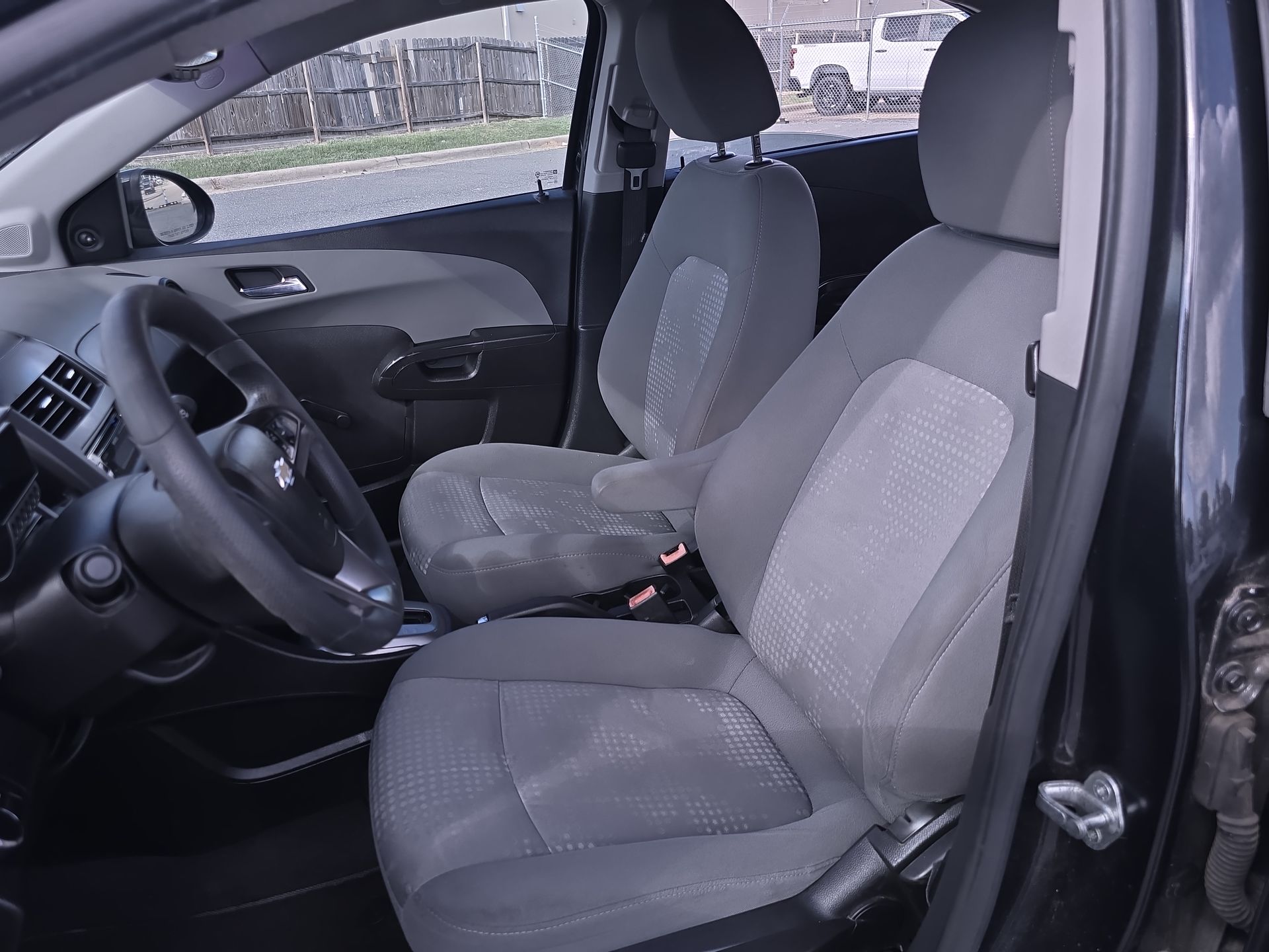 2013 Chevrolet Sonic LS photo 15