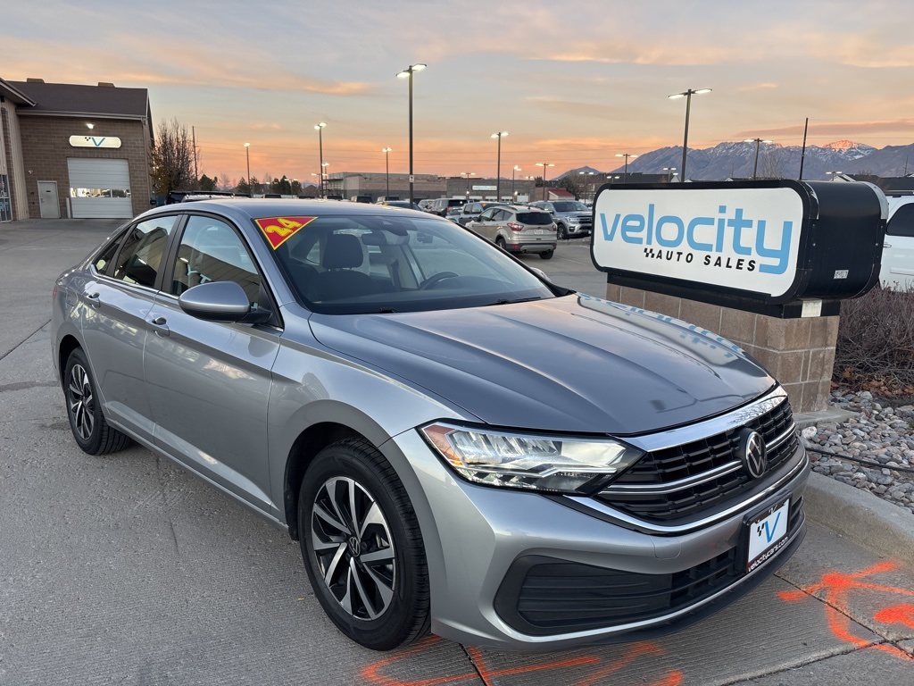 2024 Volkswagen Jetta S's photo