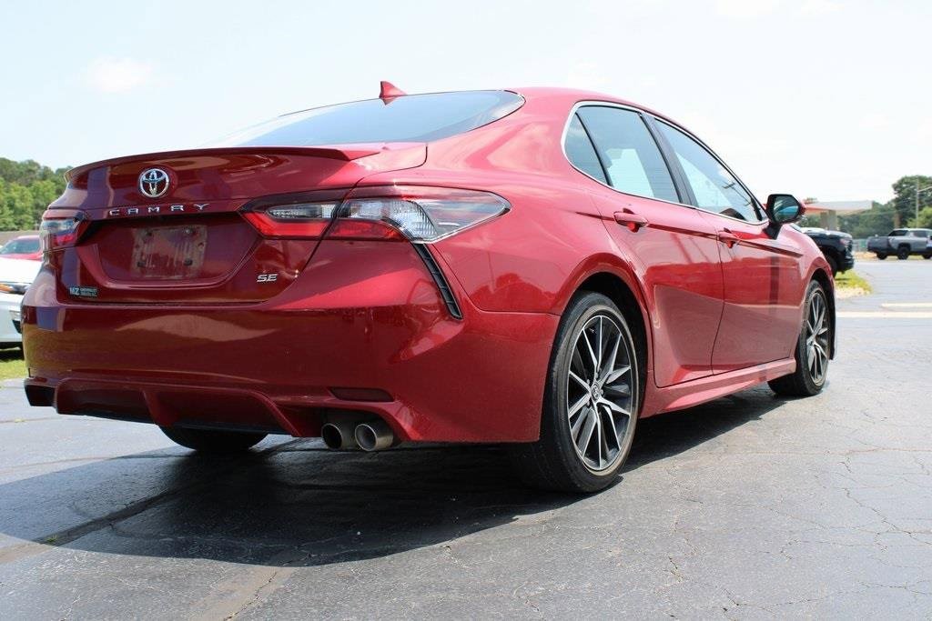 2023 Toyota Camry SE photo 3