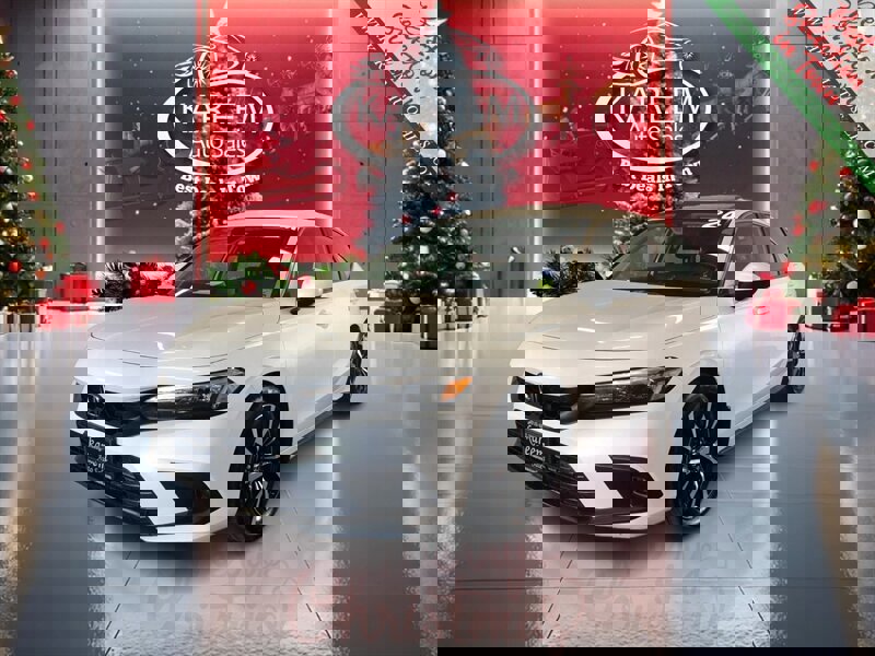 2024 Honda Civic Hatchback EX-L's photo