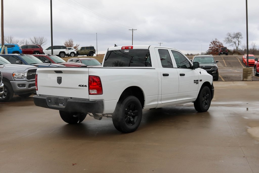 2024 Ram 1500 Classic Tradesman photo 3