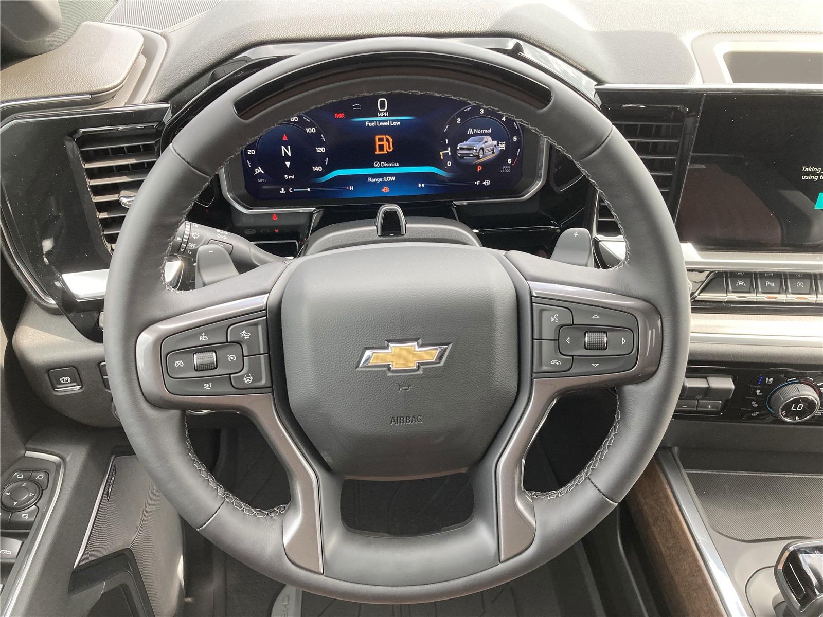 2026 Chevrolet Silverado 1500 High Country photo 13