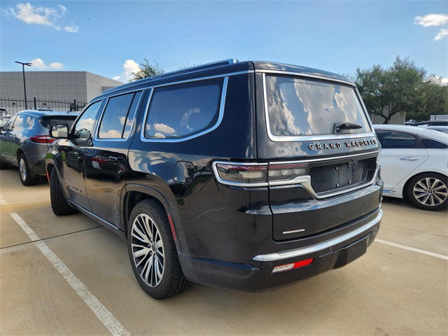 2022 Jeep Grand Wagoneer III photo 3