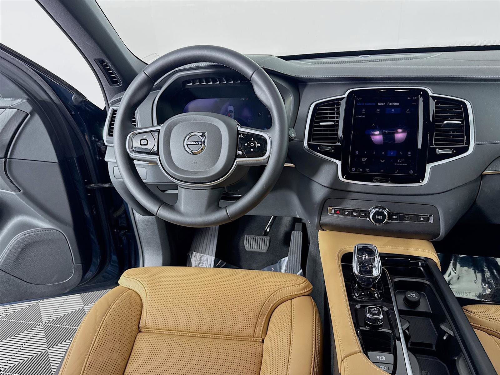 2024 Volvo XC90 Ultimate photo 23