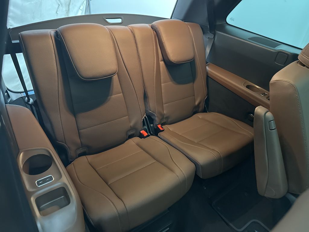 2026 Mercedes Benz GLS 450 4MATIC photo 22