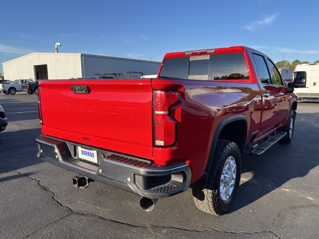 2024 Chevrolet Silverado 3500HD LTZ photo 3