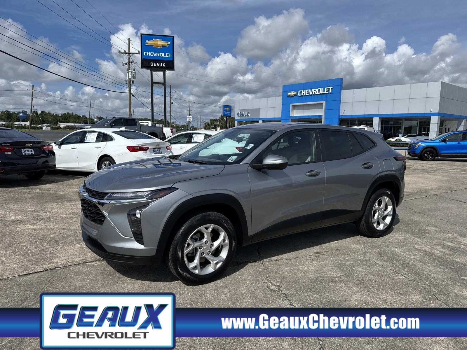 2024 Chevrolet Trax LS's photo