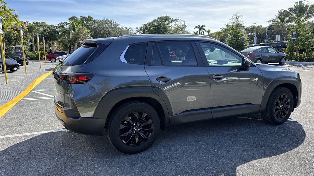 2023 Mazda CX-50 2.5 Select photo 3