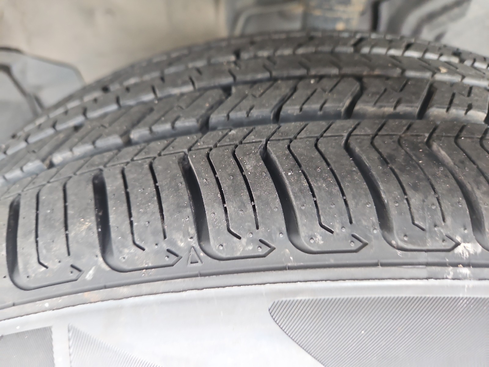 Used 2020 BLACK Nissan SV image 23