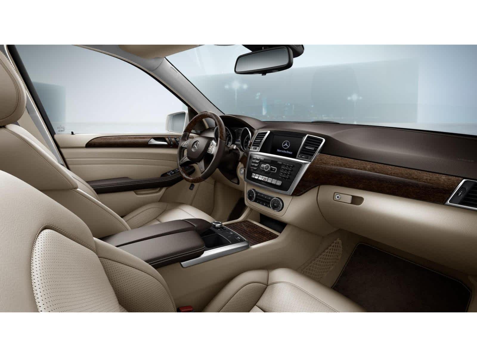 2015 Mercedes Benz ML 350 4MATIC photo 2