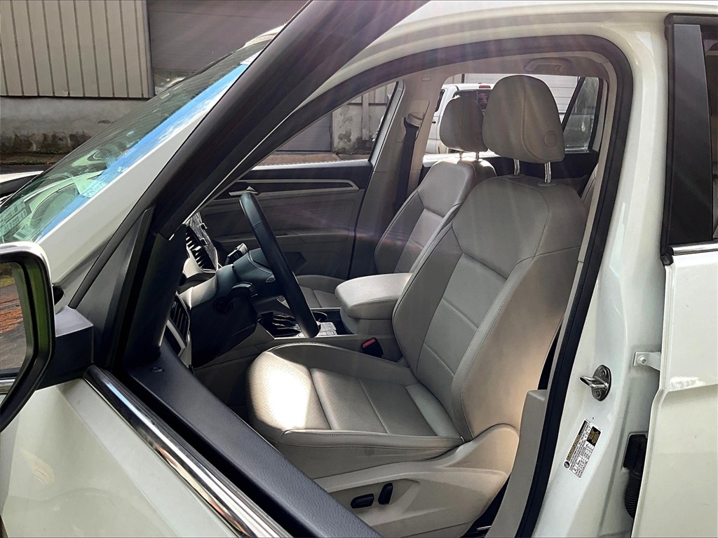 2022 Volkswagen Atlas V6 SE Technology photo 9