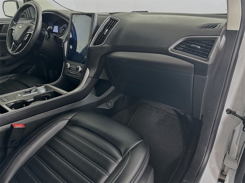 2023 Ford Edge SEL photo 27