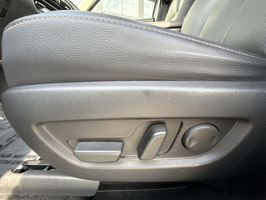 2024 Mazda CX-90 Plug-in Hybrid Premium photo 8