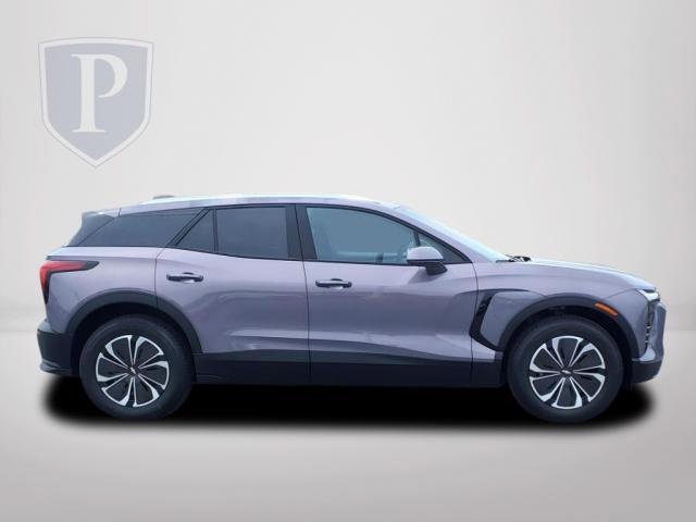 2024 Chevrolet Blazer EV photo 3
