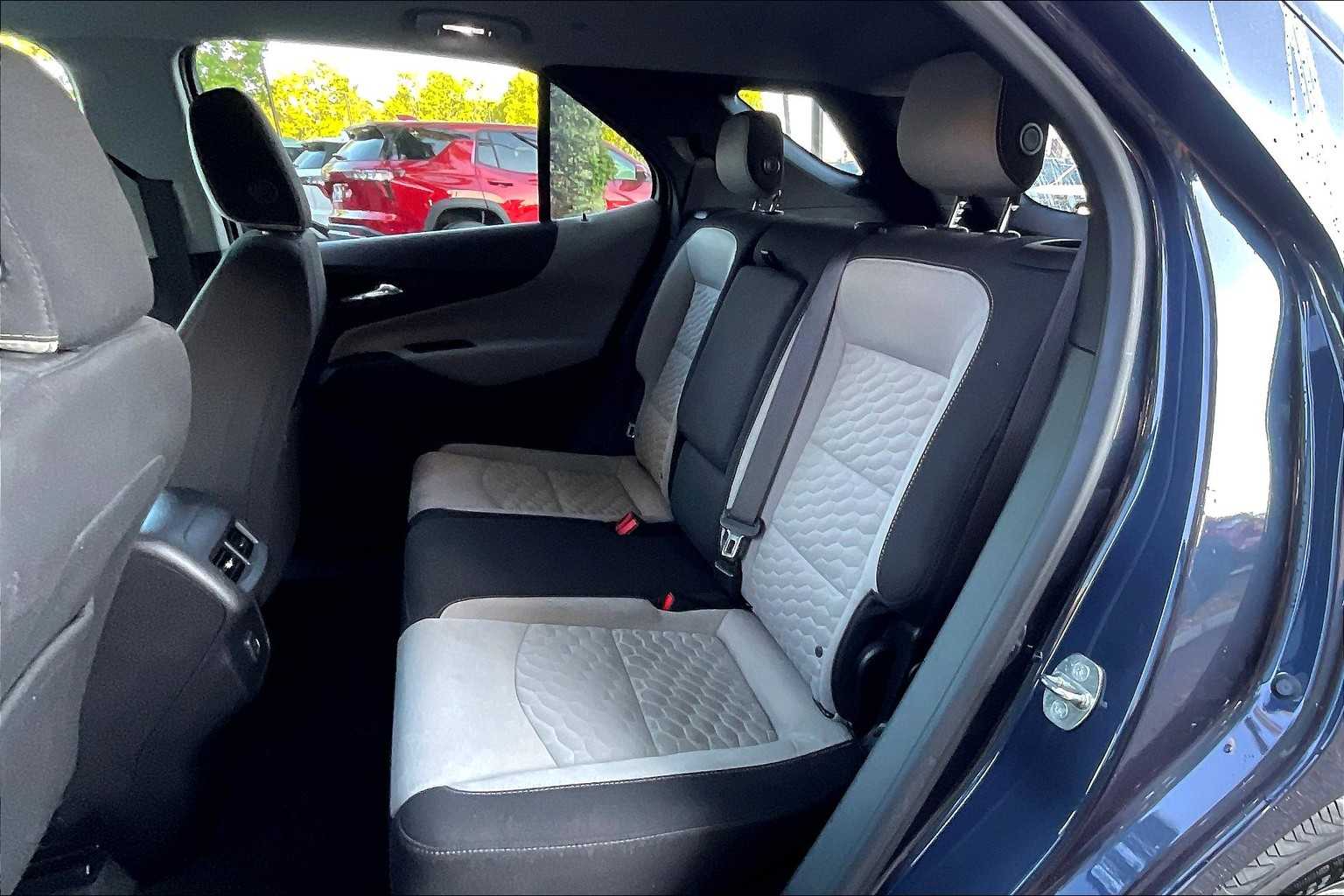 2019 Chevrolet Equinox LT photo 23