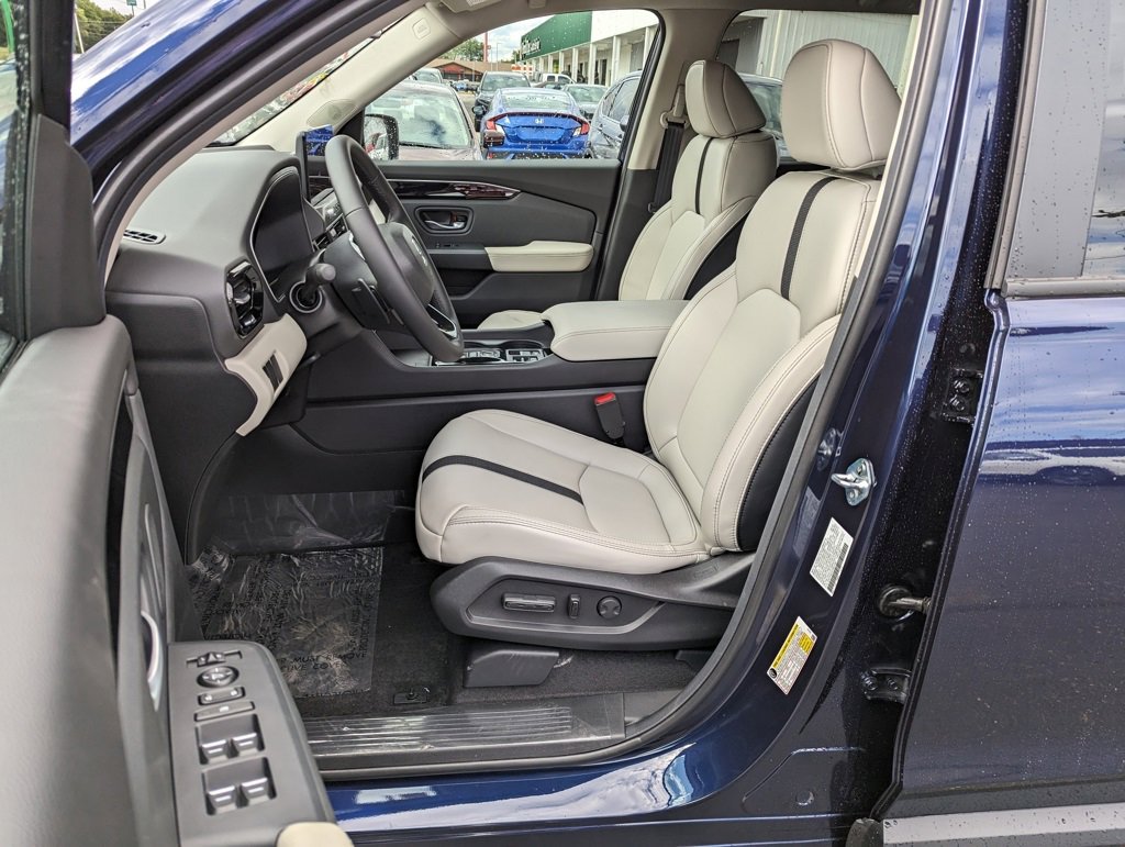 2026 Honda Passport photo 7