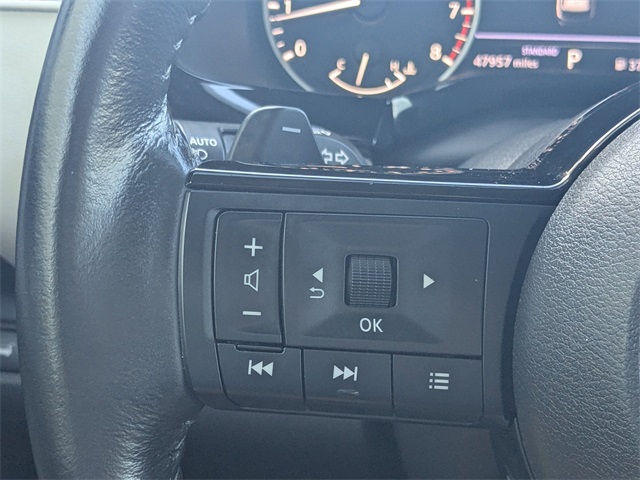 2022 Nissan Pathfinder SL photo 23