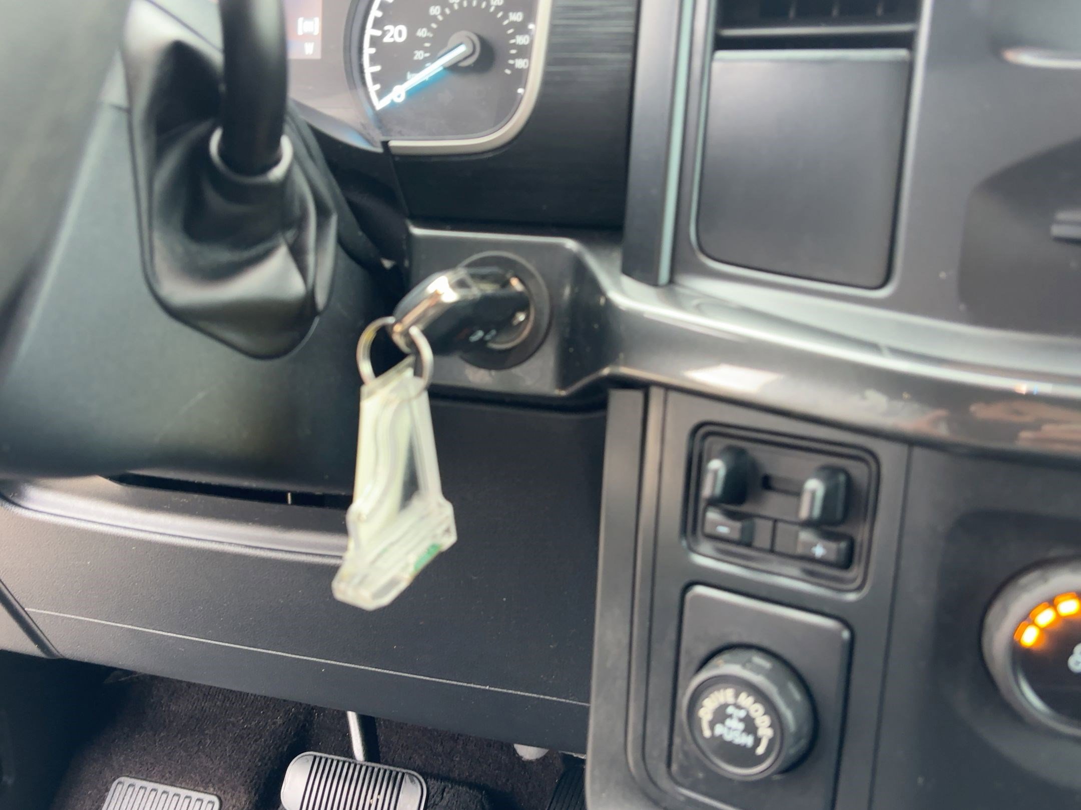 2021 Ford F-150 XL photo 22