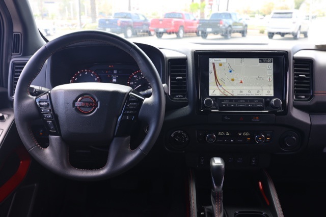 2023 Nissan Frontier PRO-4X photo 18