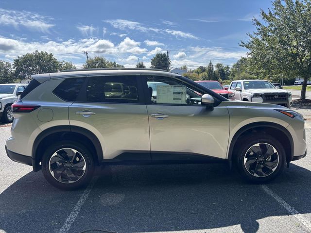 2026 Nissan Rogue SV photo 3