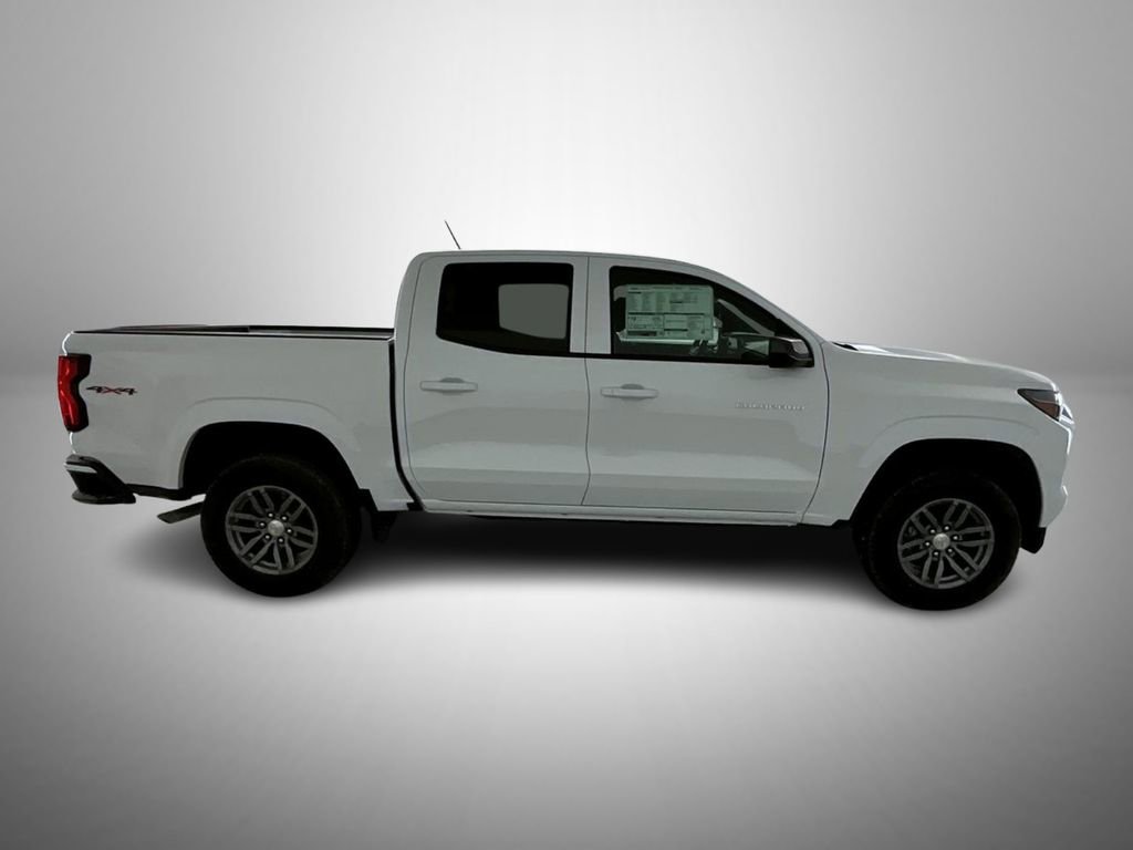 2025 Chevrolet Colorado Work Truck LT photo 4