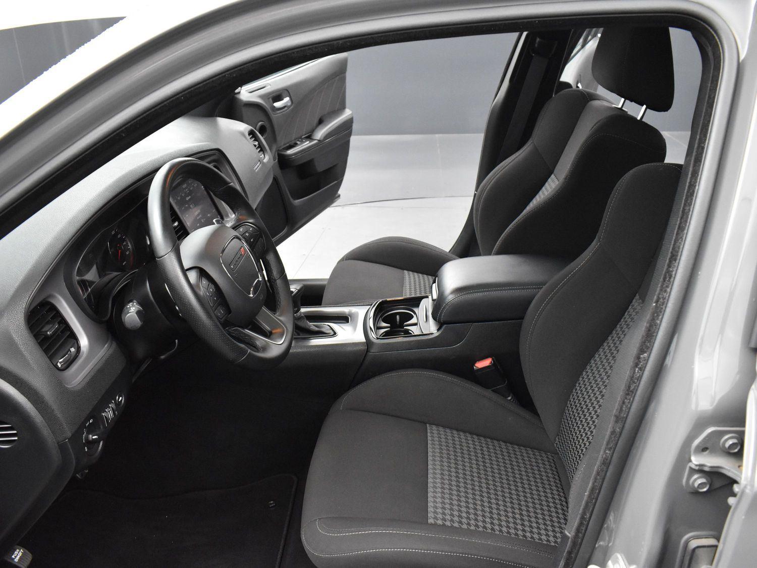 2023 Dodge Charger R/T photo 11
