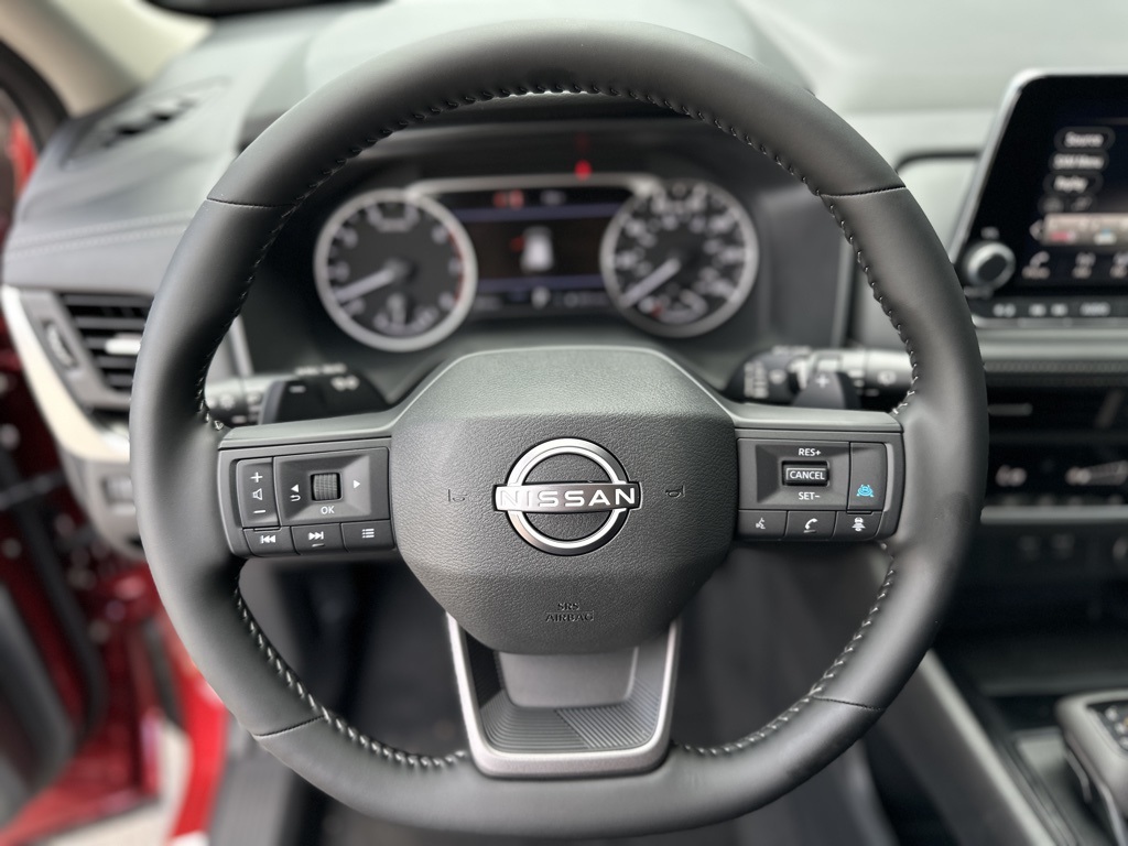 2026 Nissan Rogue SV photo 25