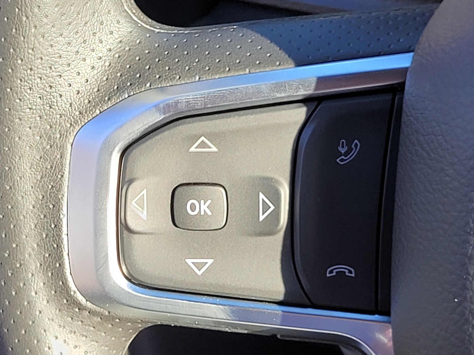 2025 Ram 1500 Tradesman photo 16