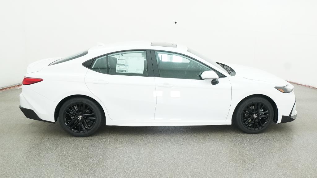 2025 Toyota Camry SE photo 25