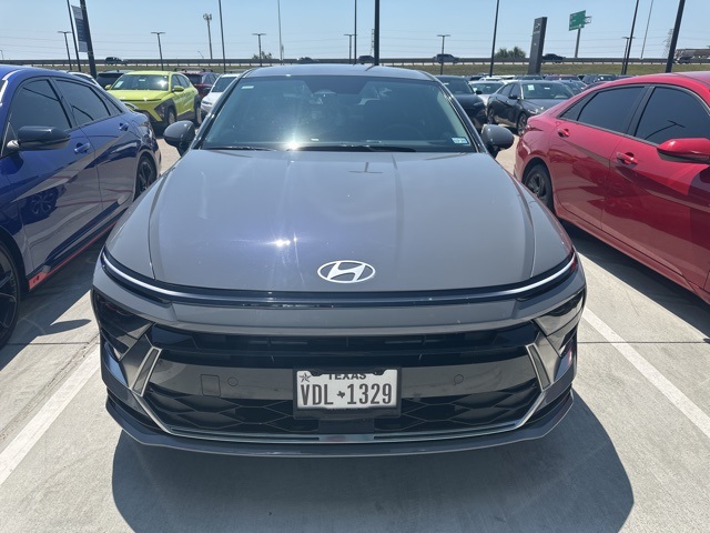 2024 Hyundai Sonata SEL photo 2