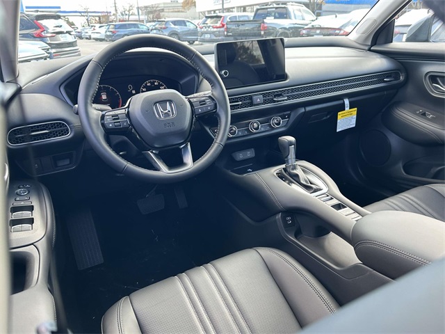 2026 Honda HR-V EX-L photo 2