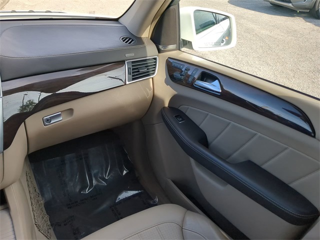 2016 Mercedes Benz GL 450 photo 17