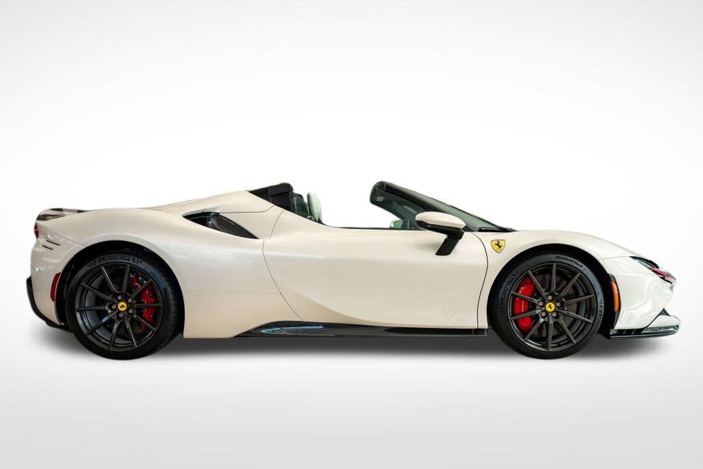 2025 Ferrari SF90 Spider photo 6