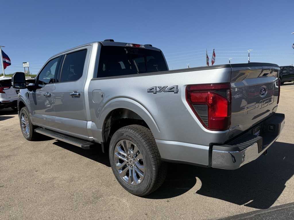 2025 Ford F-150 XLT photo 5