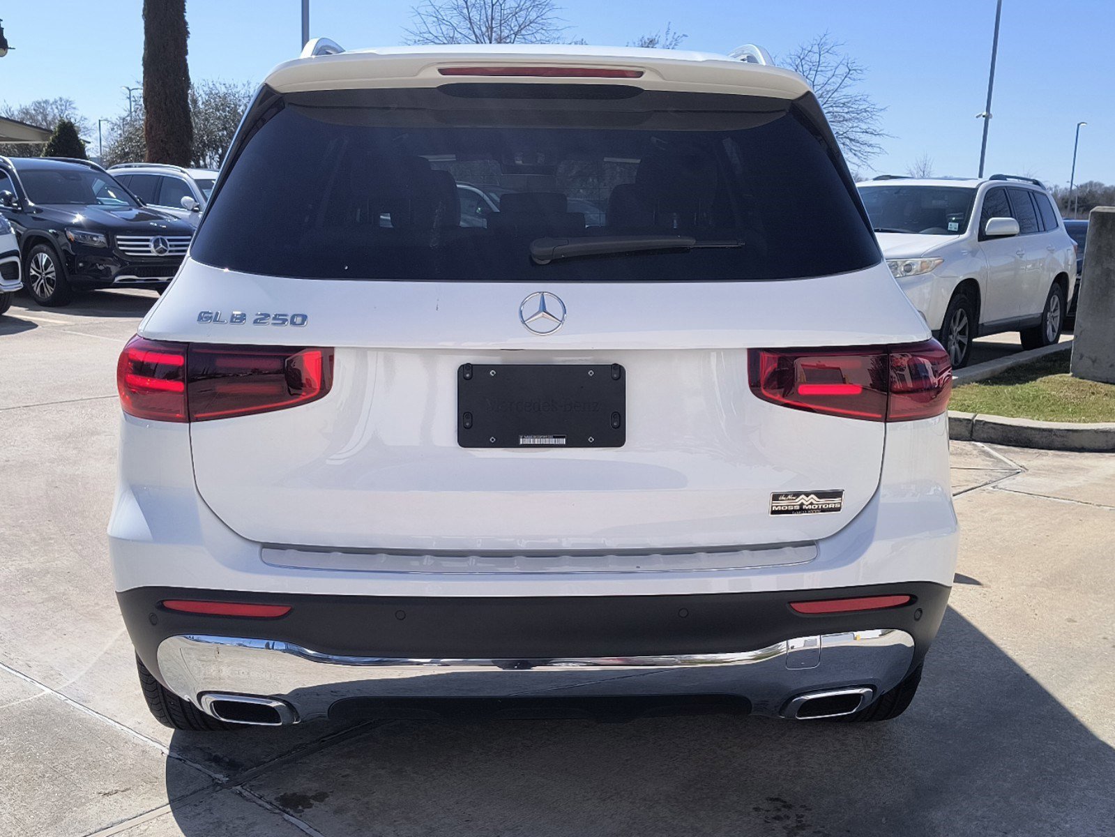 2025 Mercedes Benz GLB photo 5