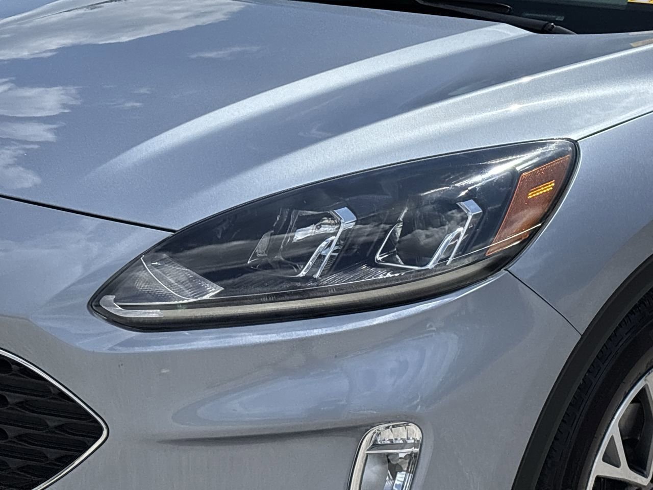 2022 Ford Escape SEL photo 6