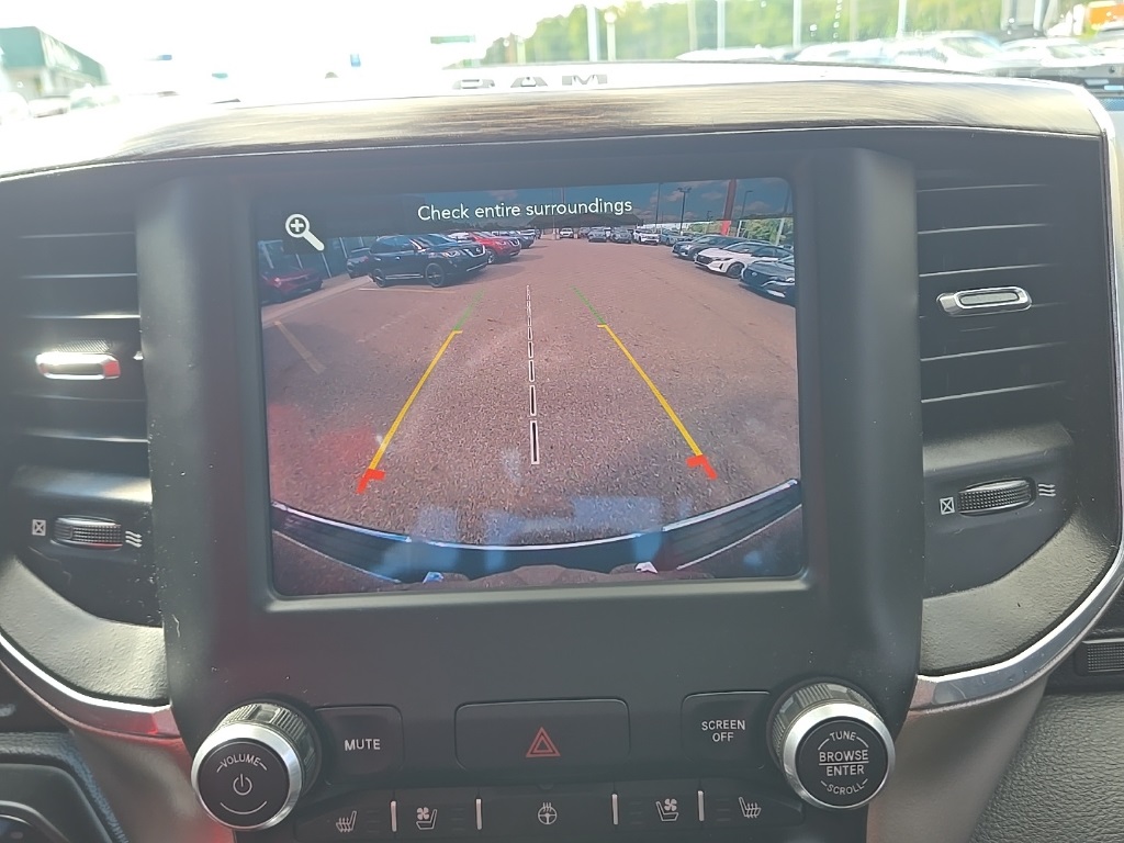 2019 Ram 1500 Laramie photo 19