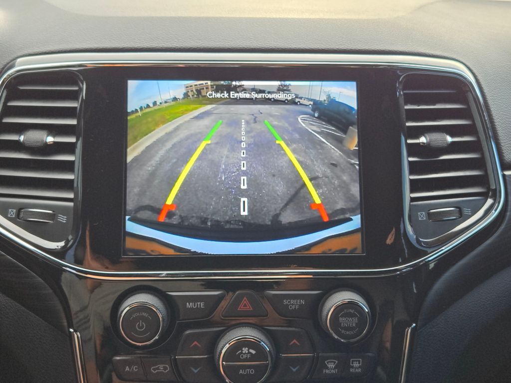 2022 Jeep Cherokee Laredo X photo 20