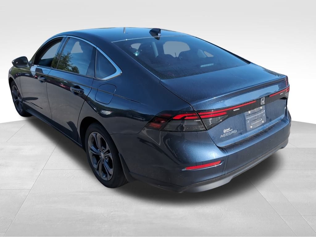 2023 Honda Accord EX photo 4