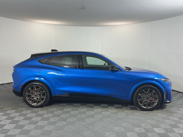 2025 Ford Mustang Mach-E GT photo 4