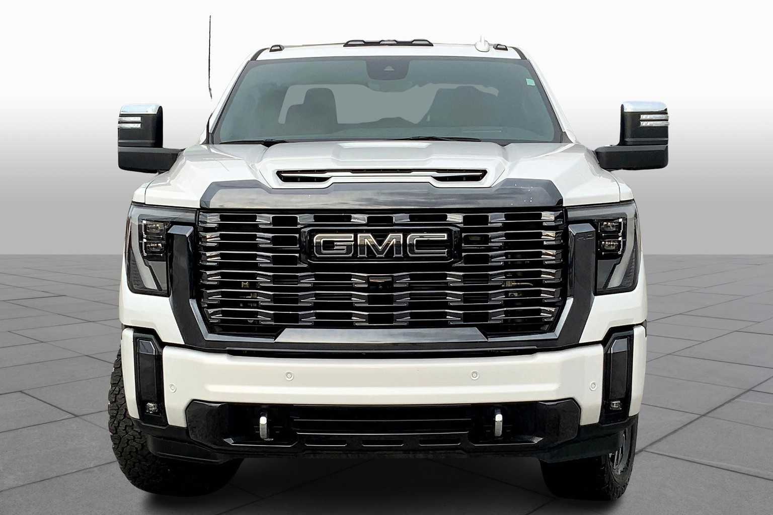 2024 Gmc Sierra 2500 HD Denali Ultimate photo 3
