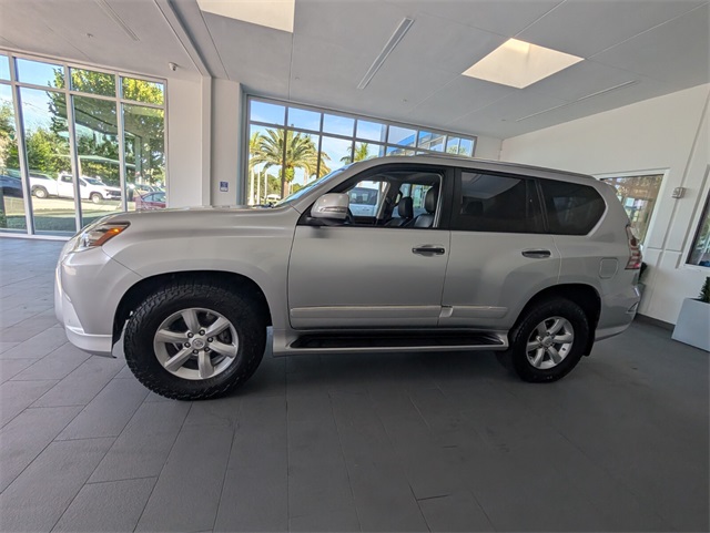 2018 Lexus GX 460 photo 4