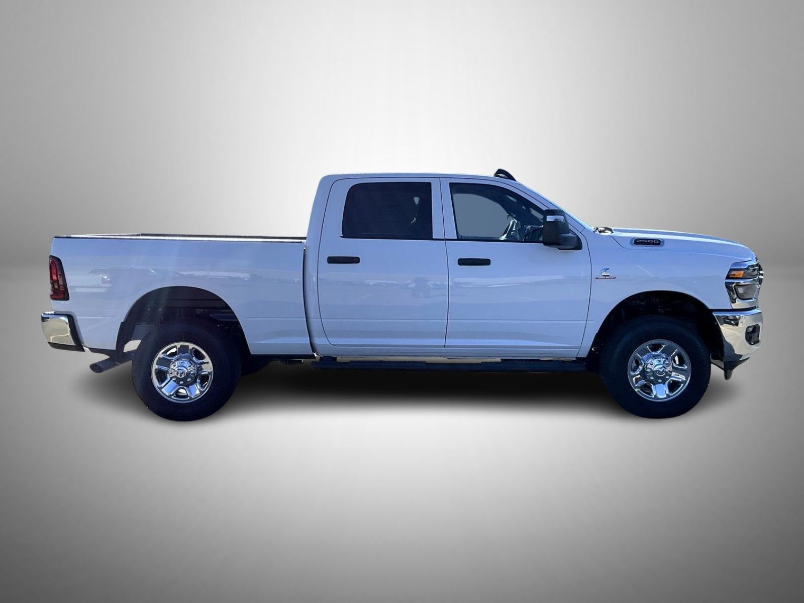 2026 Ram 2500 Tradesman photo 4