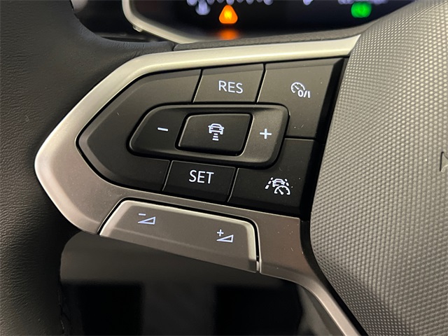2026 Volkswagen Jetta 1.5T SE photo 13