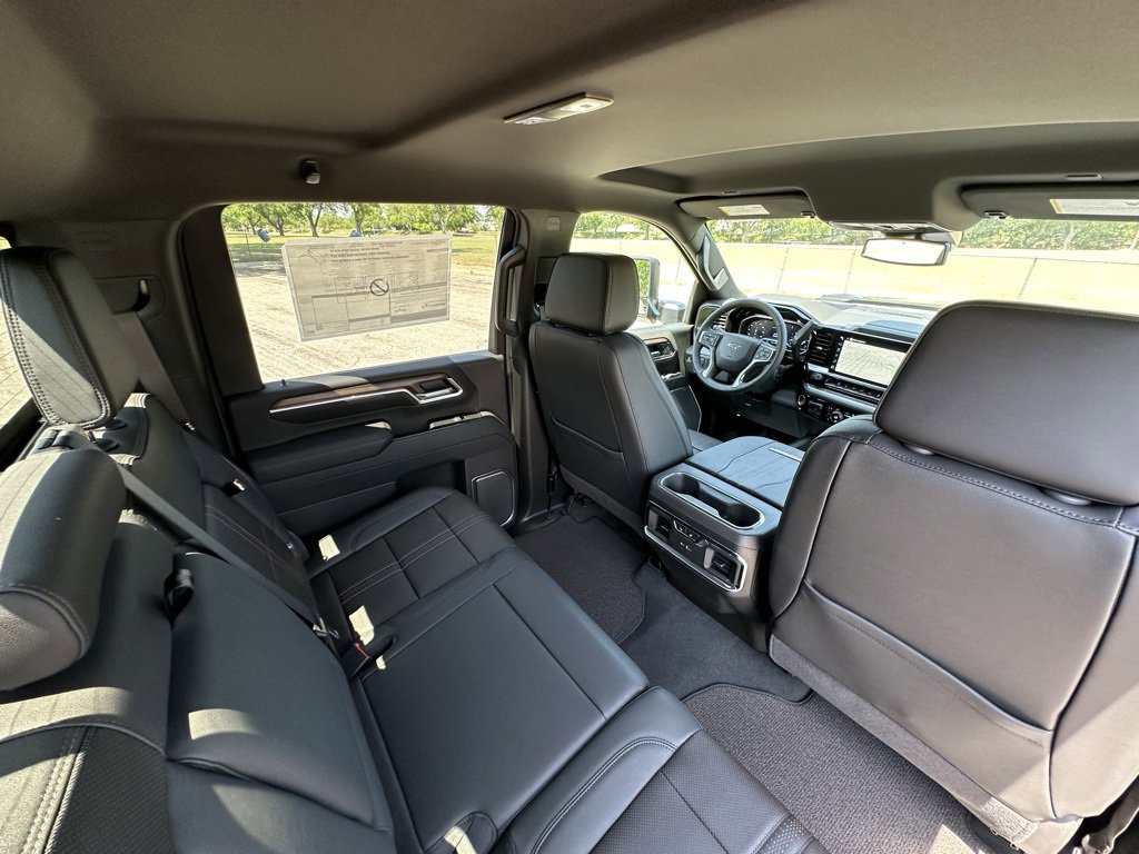 2025 Chevrolet Silverado 2500HD High Country photo 20