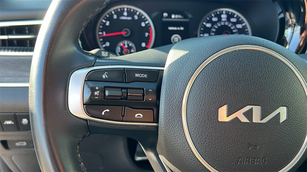 2024 Kia K5 EX photo 14