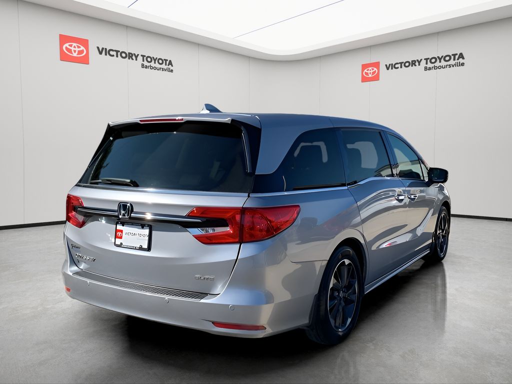 2023 Honda Odyssey Elite photo 3