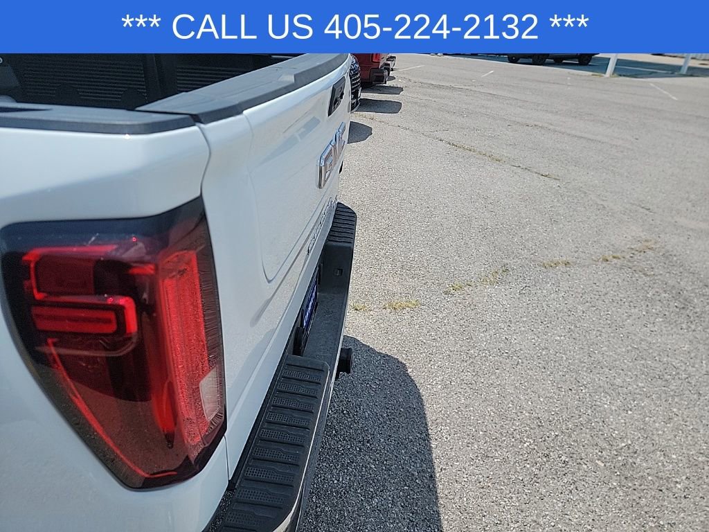 2025 Gmc Sierra 1500 SLT photo 13