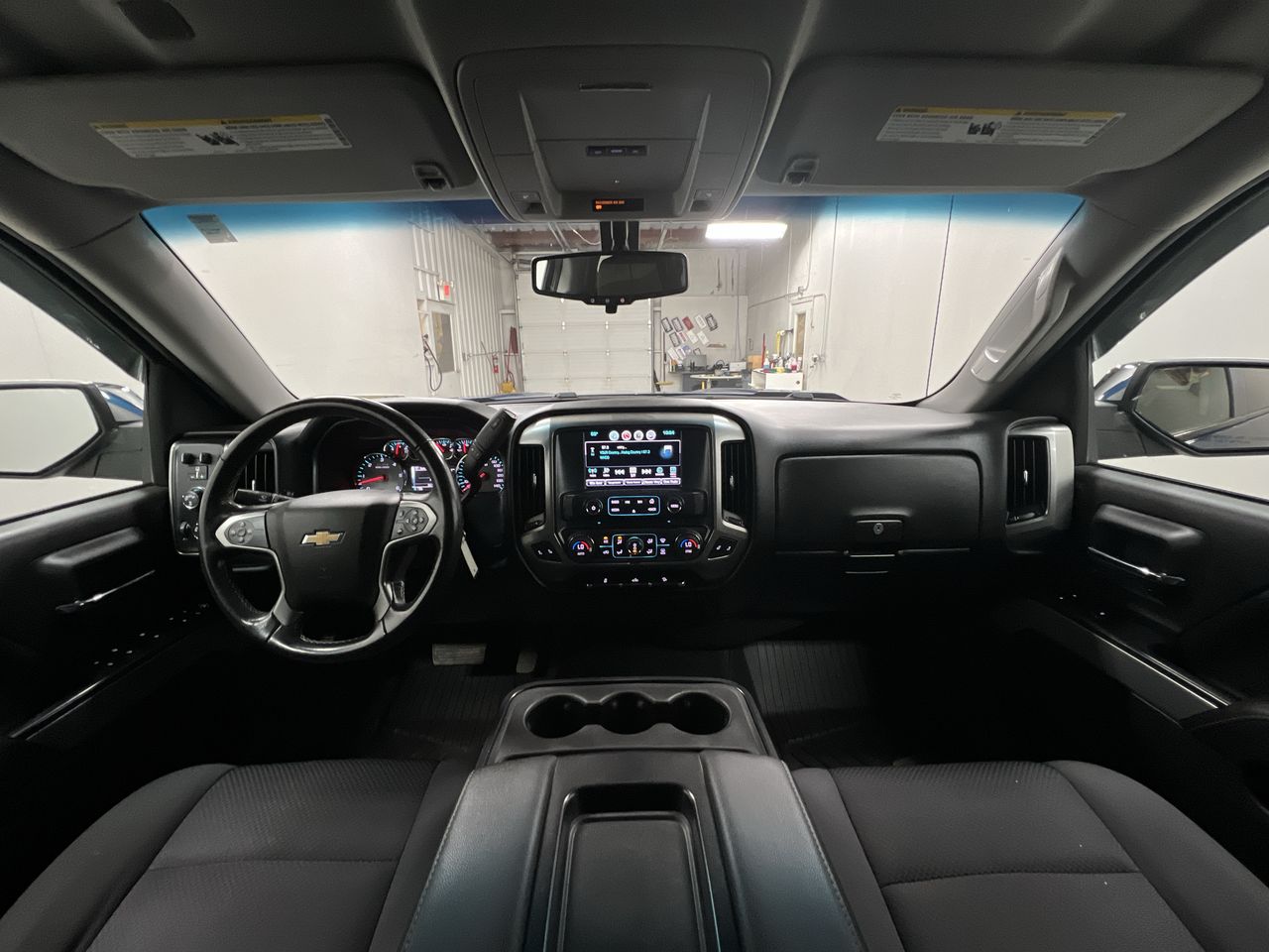 2018 Chevrolet Silverado 1500 LT photo 18